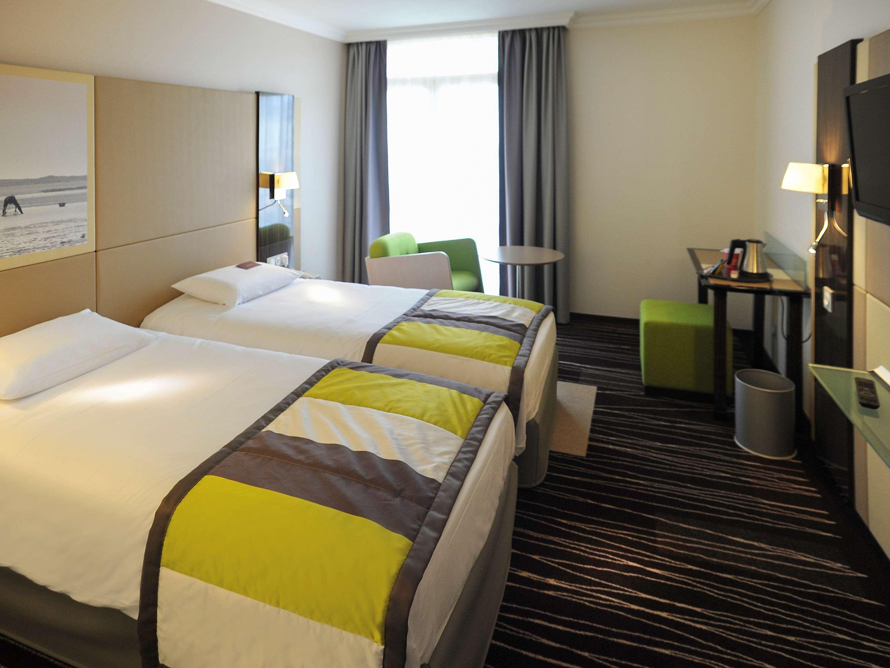 Mercure Granville Le Grand Large Bagian luar foto