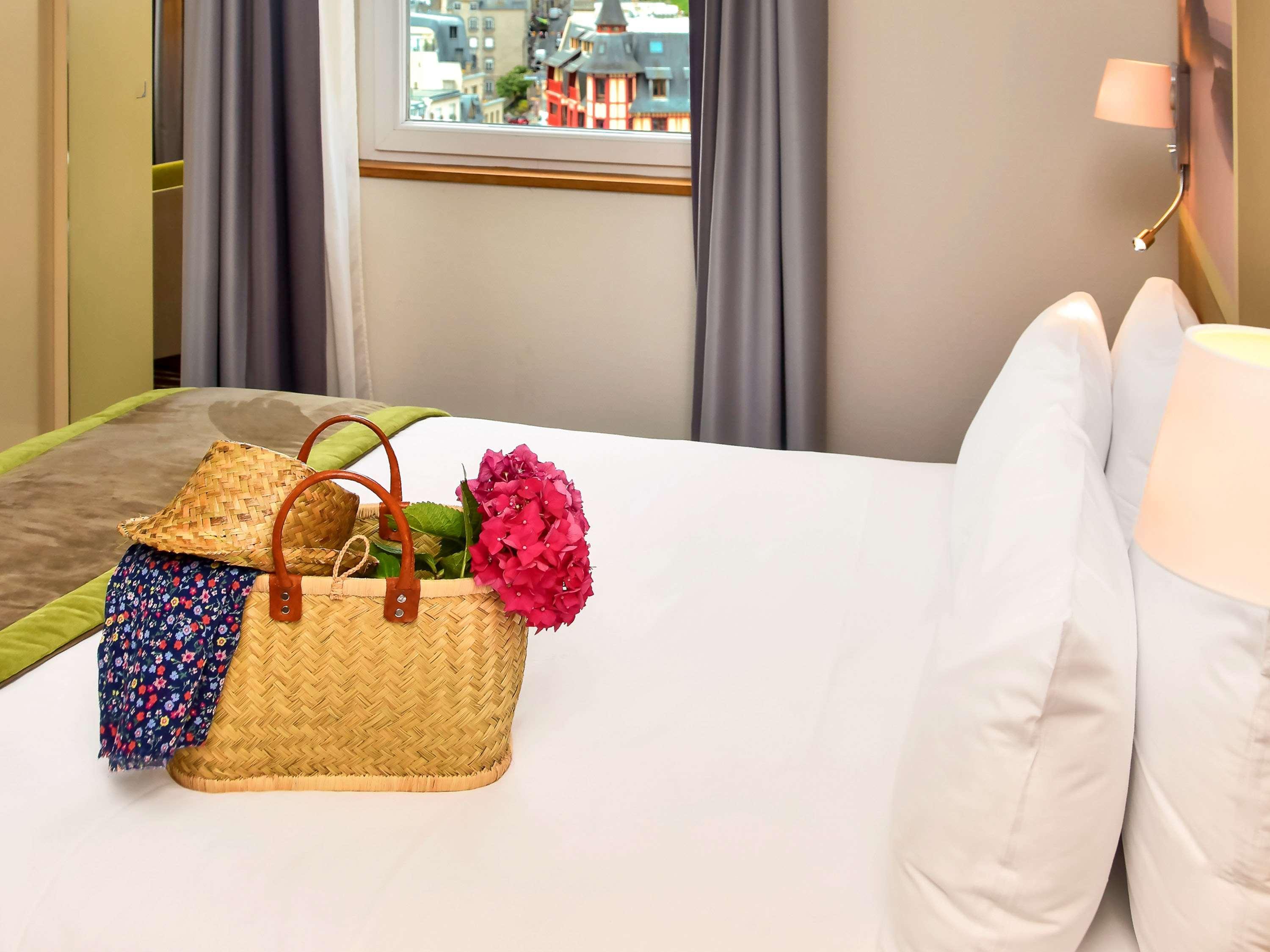 Mercure Granville Le Grand Large Bagian luar foto